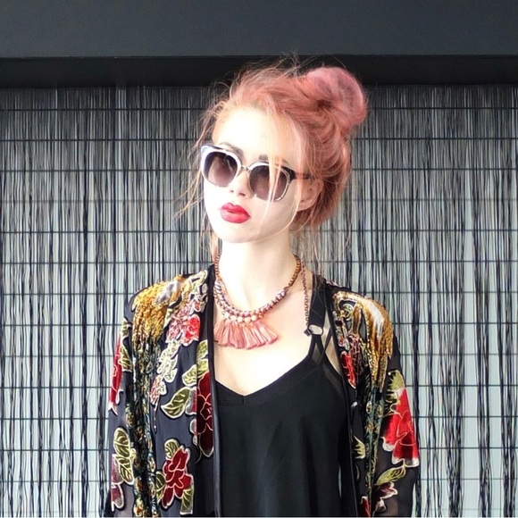 GUDBLING Boho Raffia Tassel & Crochet Statement Necklace - Picture 4 of 8